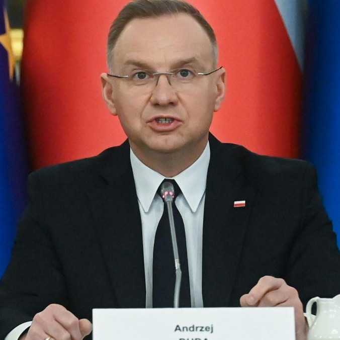 Poľský prezident Duda opäť vyzval USA, aby v Poľsku rozmiestnili jadrové zbrane