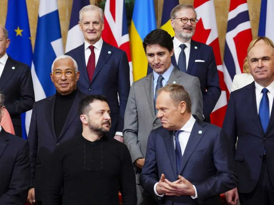 Snímka z londýnskeho samitu.