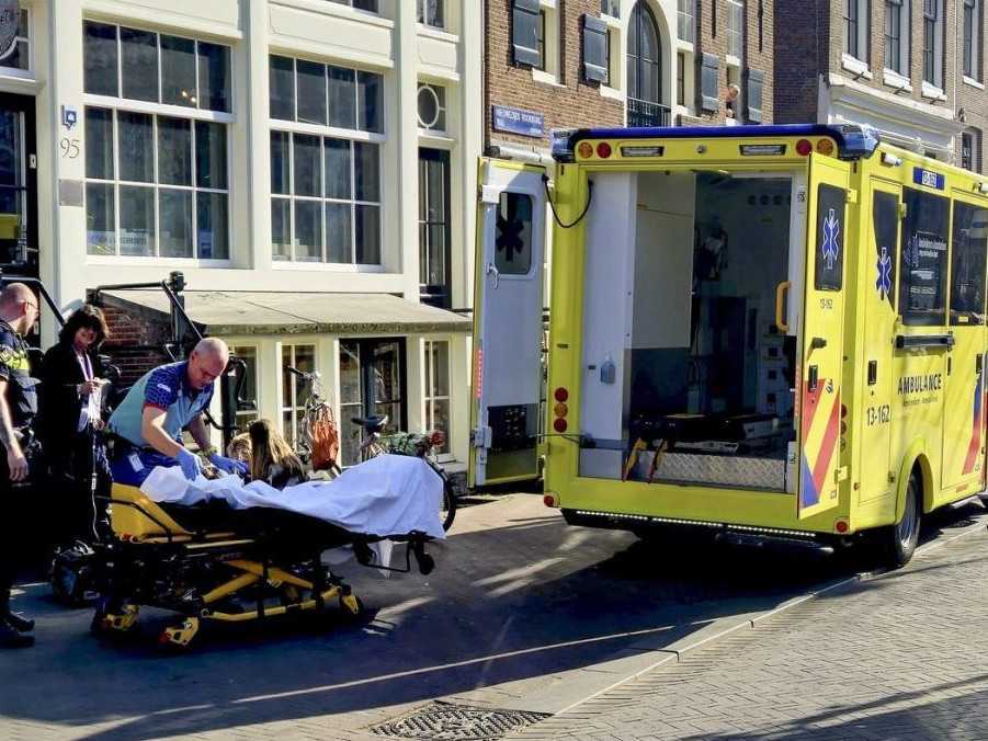 Záchranári zasahovali na mieste útoku nožom.