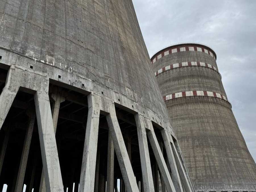 Na snímke Záporožská jadrová elektráreň.