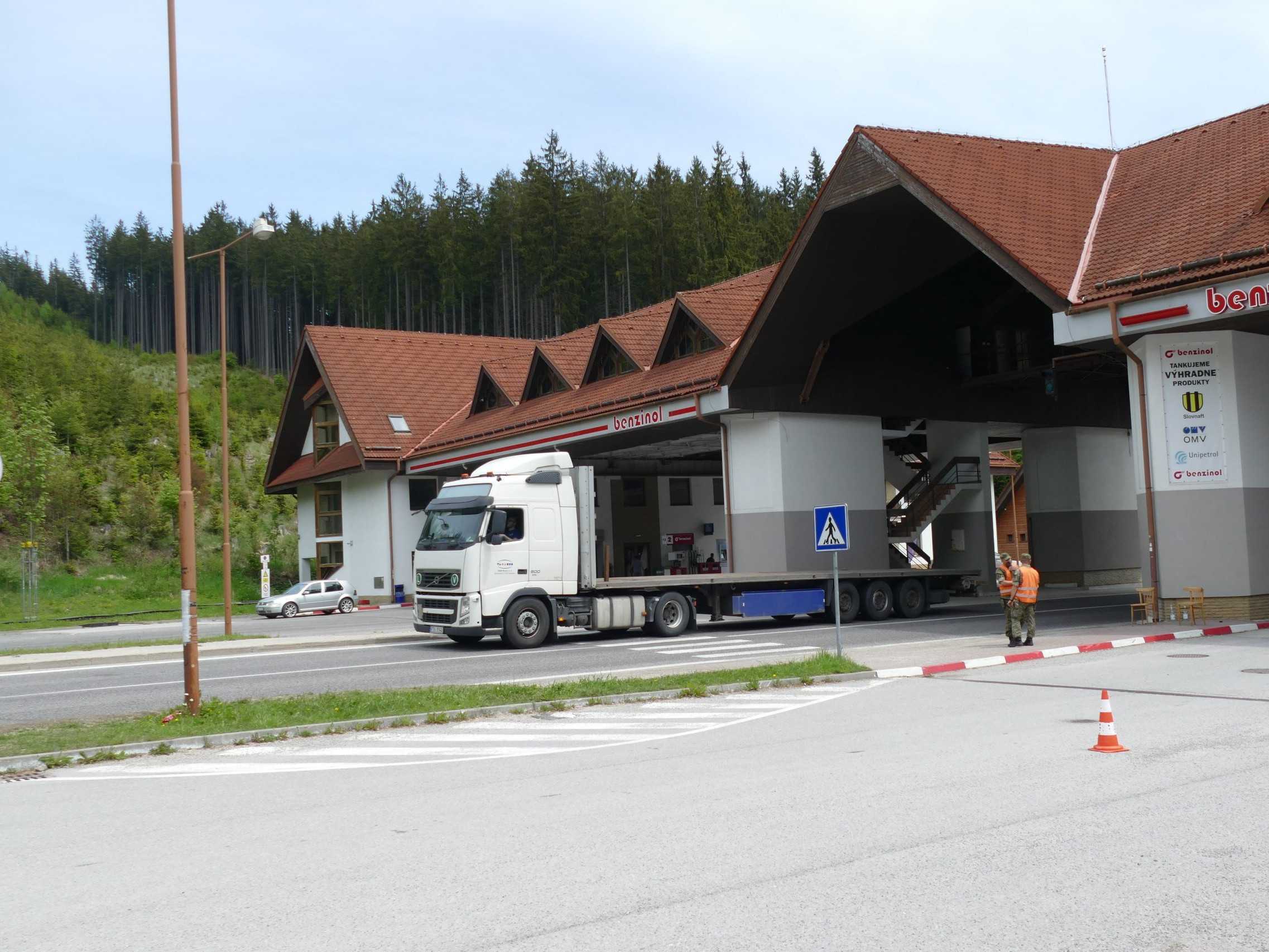 Slovensko-česká hranica v Makove.
