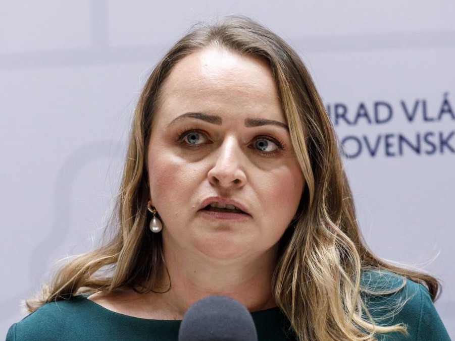 Na snímke prezidentka Konfederácie odborových zväzov Slovenskej republiky Monika Uhlerová.