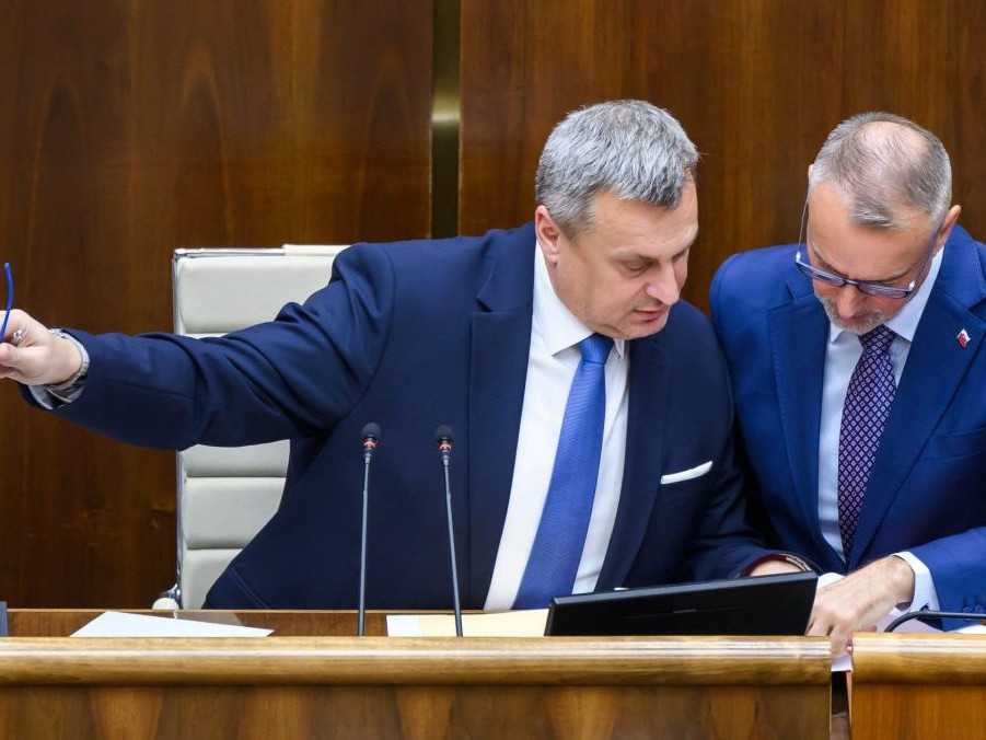 Zľava Andrej Danko a Richard Raši.