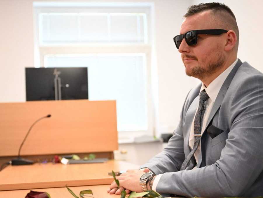 Na snímke D. Bombic počas súdneho pojednávania.