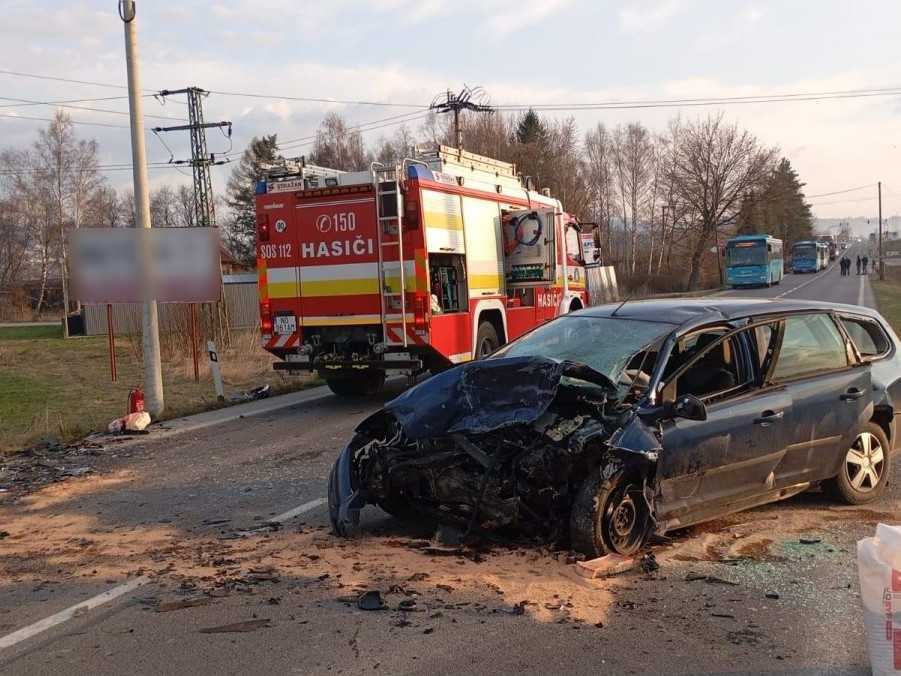 Na snímke miesto nehody.