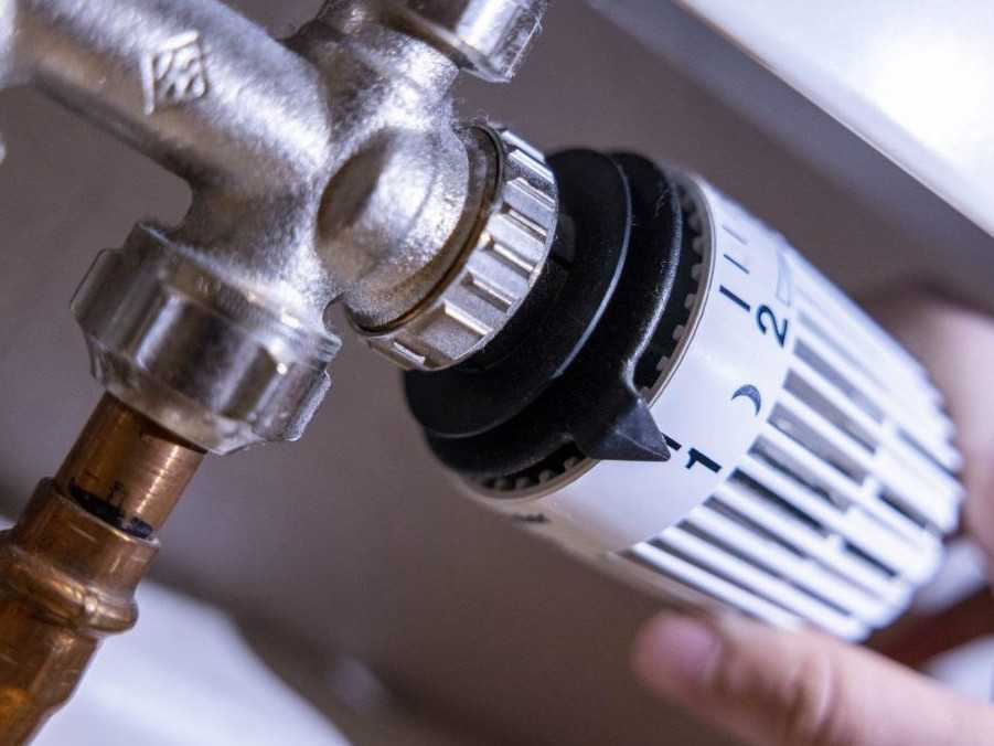 Nastavovanie kúrenia.