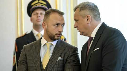 Zľava Matúš Šutaj Eštok a Andrej Danko.
