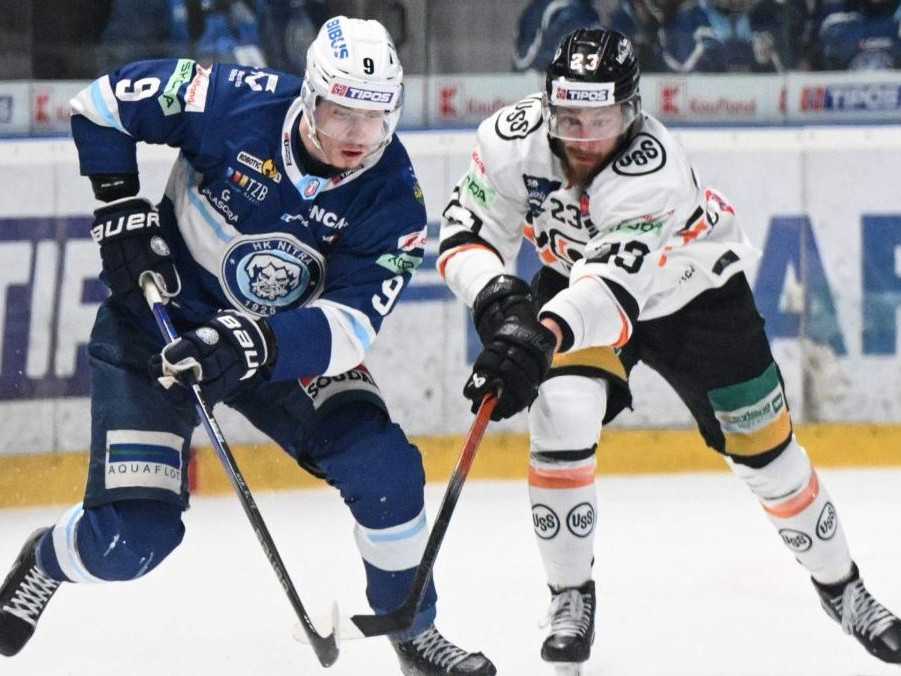 Na snímke hráči Nitry a Košíc.