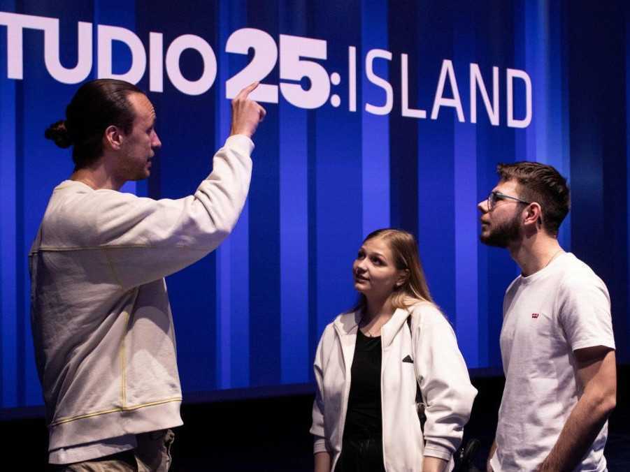 Štúdio 25: Island.