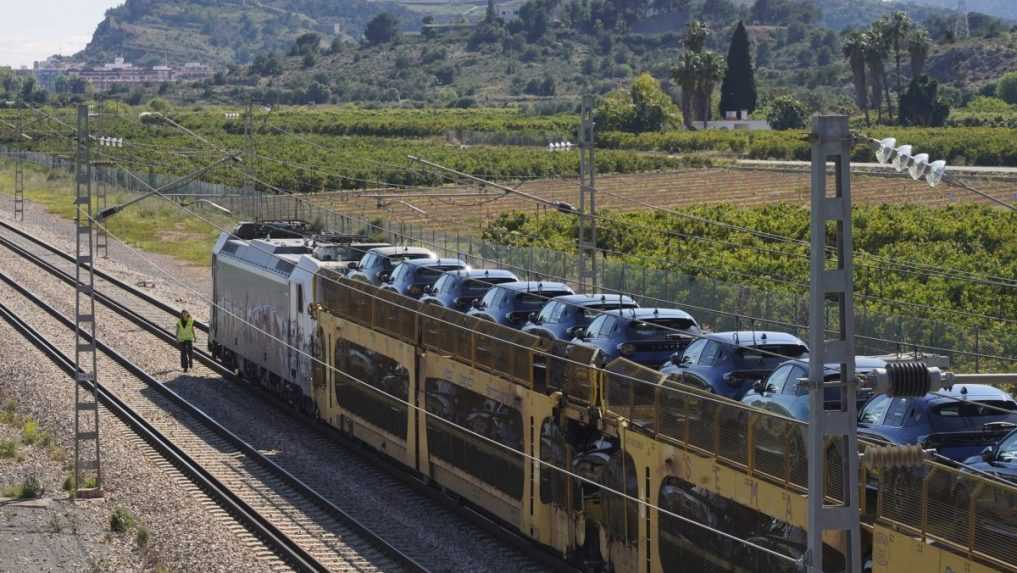 Väčšina Španielska a Portugalska má po pondelkovom hromadnom výpadku opäť elektrinu