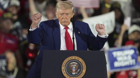 Donald Trump chce premenovať Deň vojnových veteránov a Deň víťazstva v Európe, aby sa mohli sláviť úspechy USA