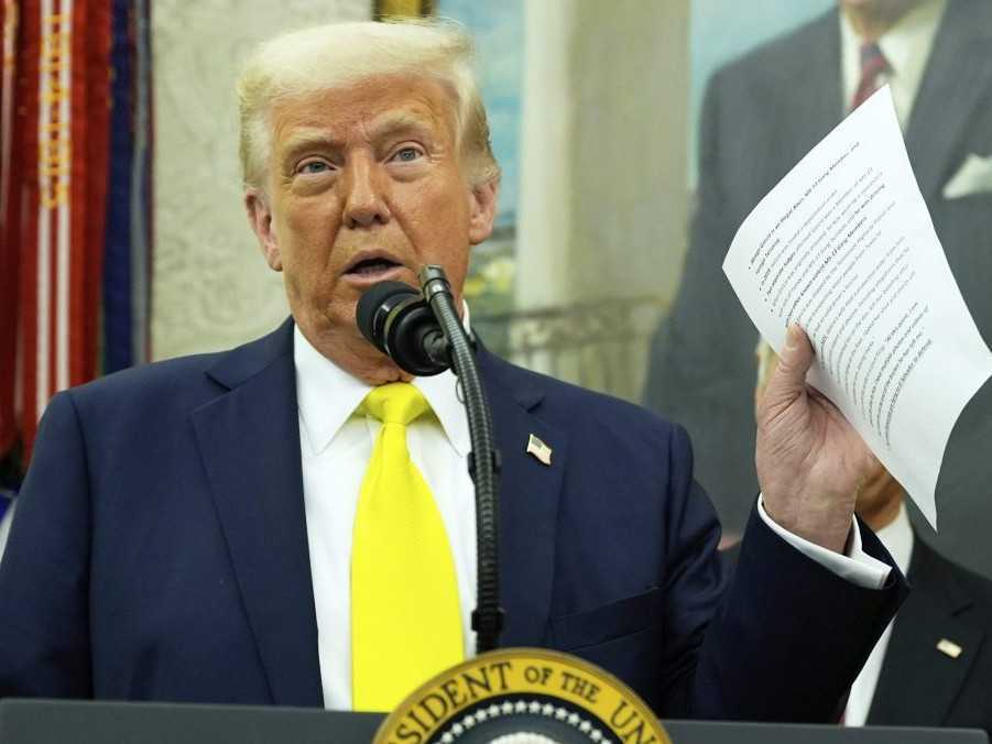 D. Trump vyzval Rusko, aby prestalo útočiť a uzavrelo mierovú dohodu. Zelenskyj je podľa neho pripravený vzdať sa Krymu