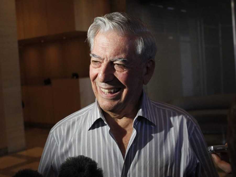 Na snímke spisovateľ Mario Vargas Llosa.