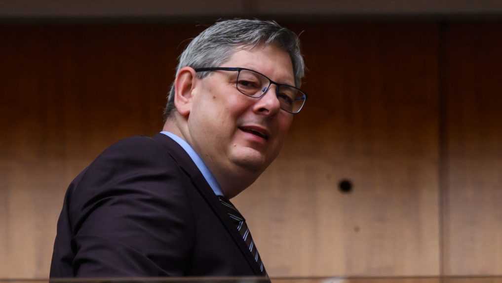 Na bezplatnú právnu pomoc bude mať nárok viac ľudí. Mení sa výška maximálneho príjmu