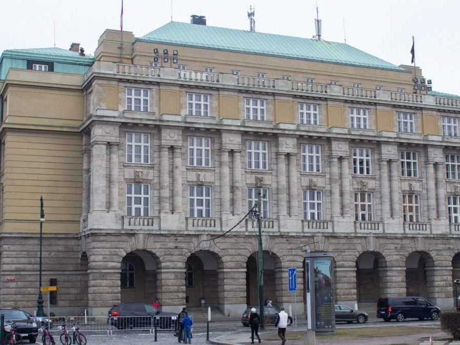 Na snímke hlavná budova Filozofickej fakulty Univerzity Karlovej.