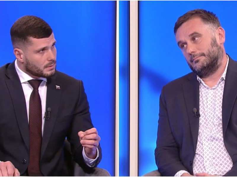 Na snímke zľava Richard Glück a Michal Wiezik.