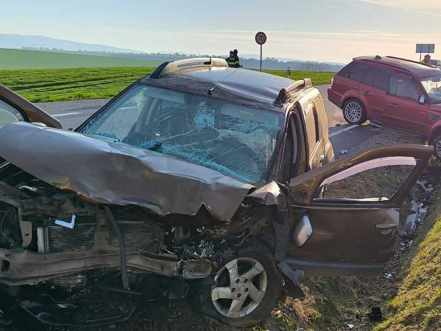 Na snímke miesto dopravnej nehody.