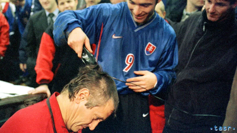 ME U21 v roku 2000 patria stále medzi najväčšie úspechy slovenského futbalu. Zabrala aj špeciálna motivácia (prvá časť)