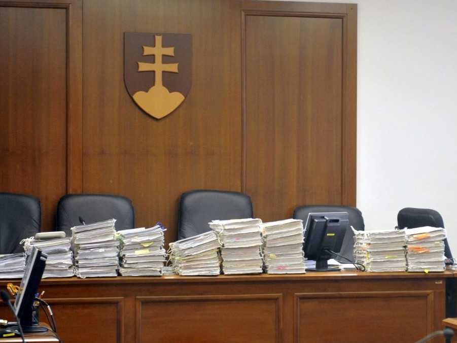 Ilustračná snímka súdnej siene.