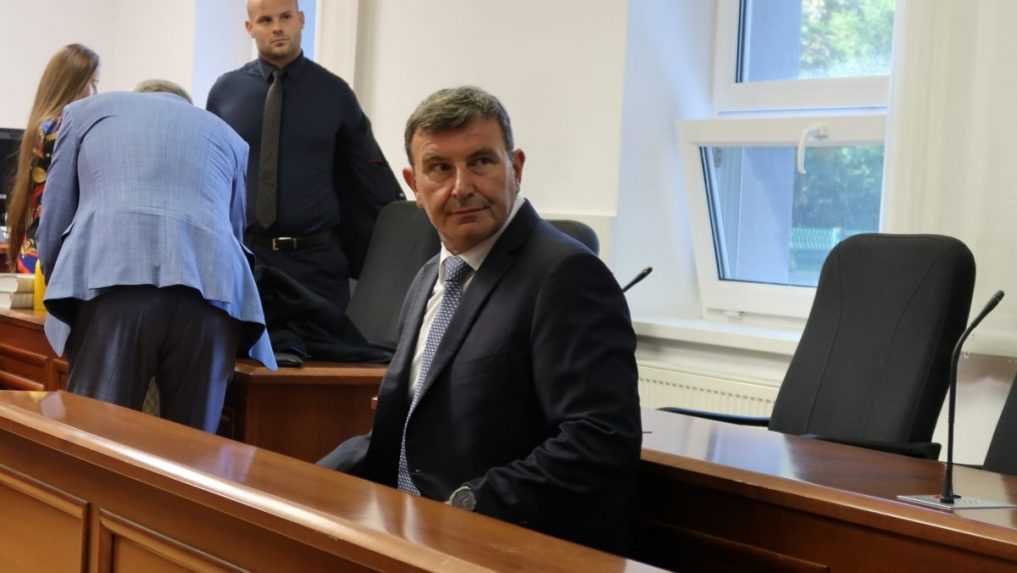 F. Imrecze nevypovedal v kauze Mýtnik. M. Suchoba mal údajne pripravených vyše 300 otázok