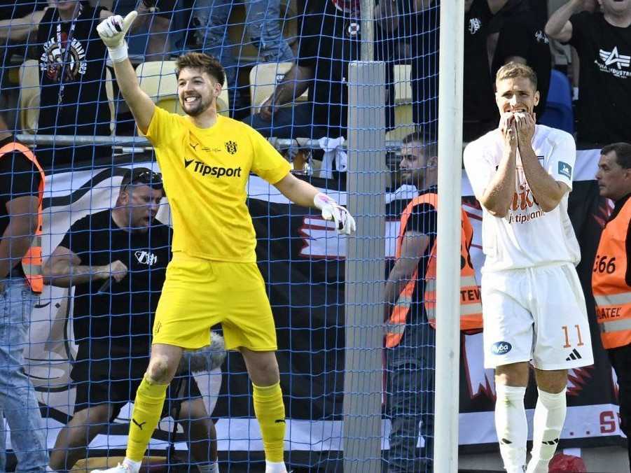 Na snímke futbalisti Trnavy a Ružomberku.