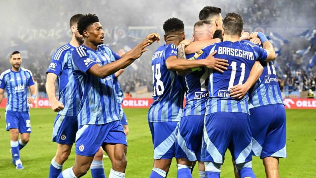 Najvyššiu návštevnosť v sezóne mal opäť Slovan. Fanúšikov lákal doma aj vonku