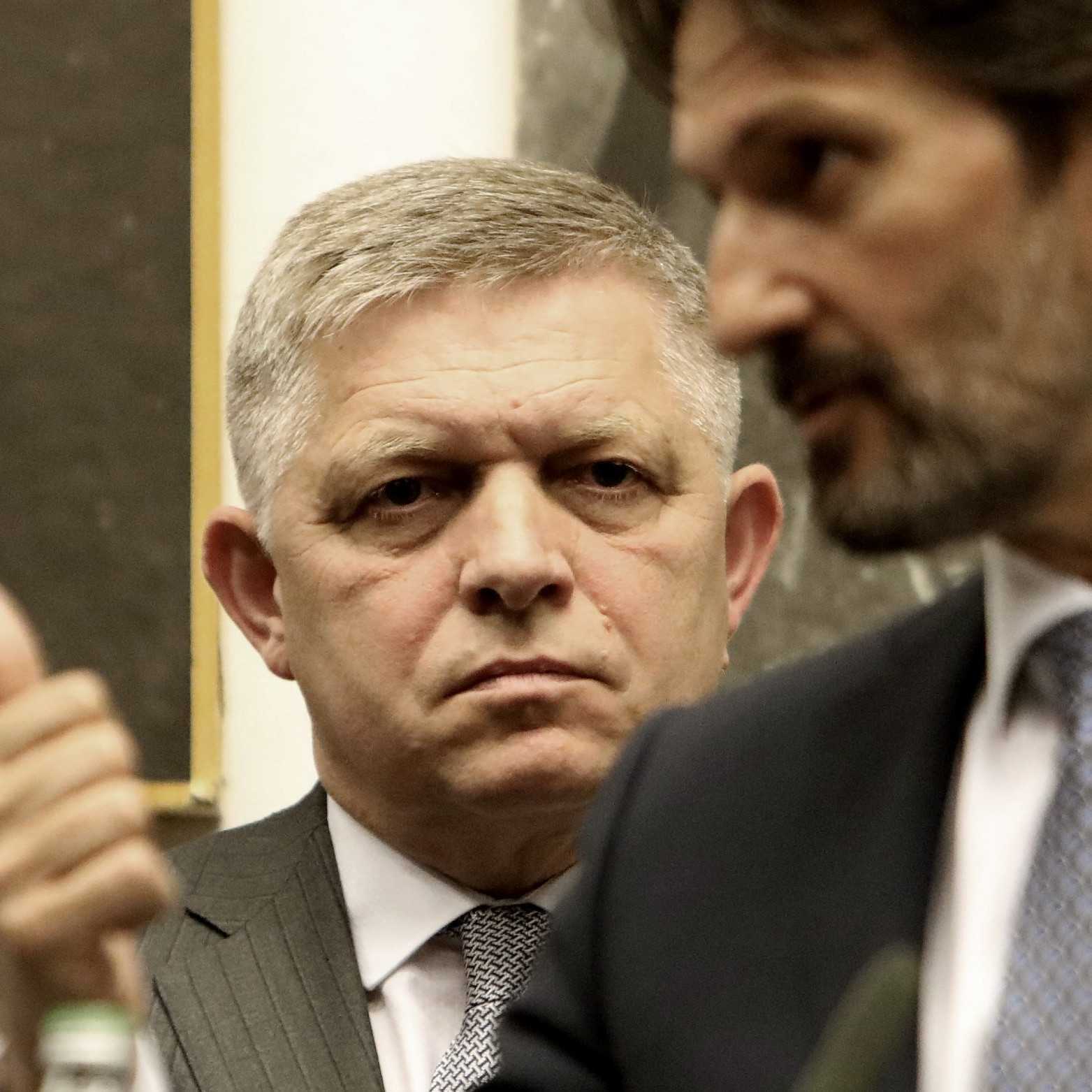 Vláda v Handlovej odobrila vznik pracovnej skupiny k posilneniu právnej ochrany verejných činiteľov