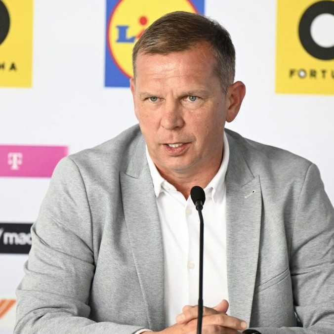Tréner U21 Kentoš sa na domácich ME najviac teší na fanúšikov. Potvrdil, ktorí hráči sa s istotou pripoja k tímu