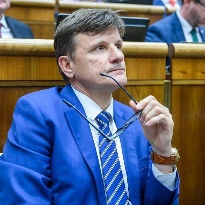 SaS podala trestné oznámenie pre zámenu pozemkov Nitrianskeho kraja za penzión. Kraj mal prísť o milióny eur