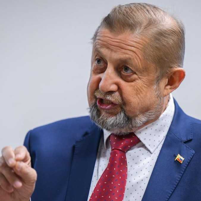 Súd oslobodil Štefana Harabina spod obžaloby v kauze schvaľovania ruskej agresie na Ukrajine