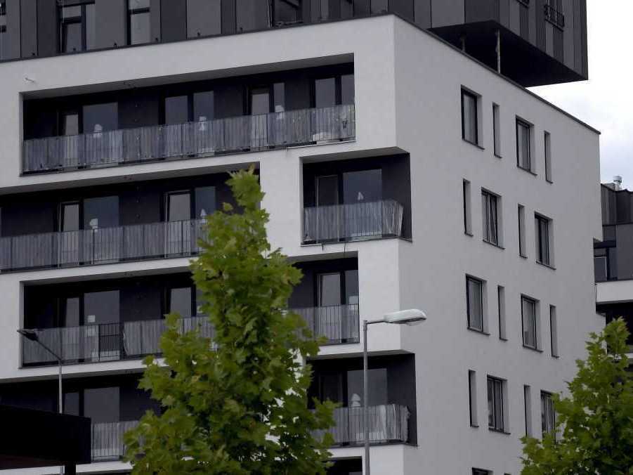 Obytná zóna v bratislavskej mestskej časti Petržalka.