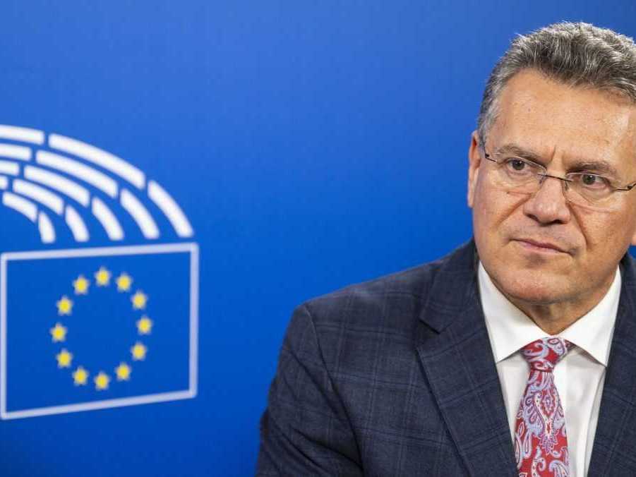 EÚ ponúkne Spojeným štátom zvýšenie nákupu o 50 miliárd eur, uviedol eurokomisár M. Šefčovič