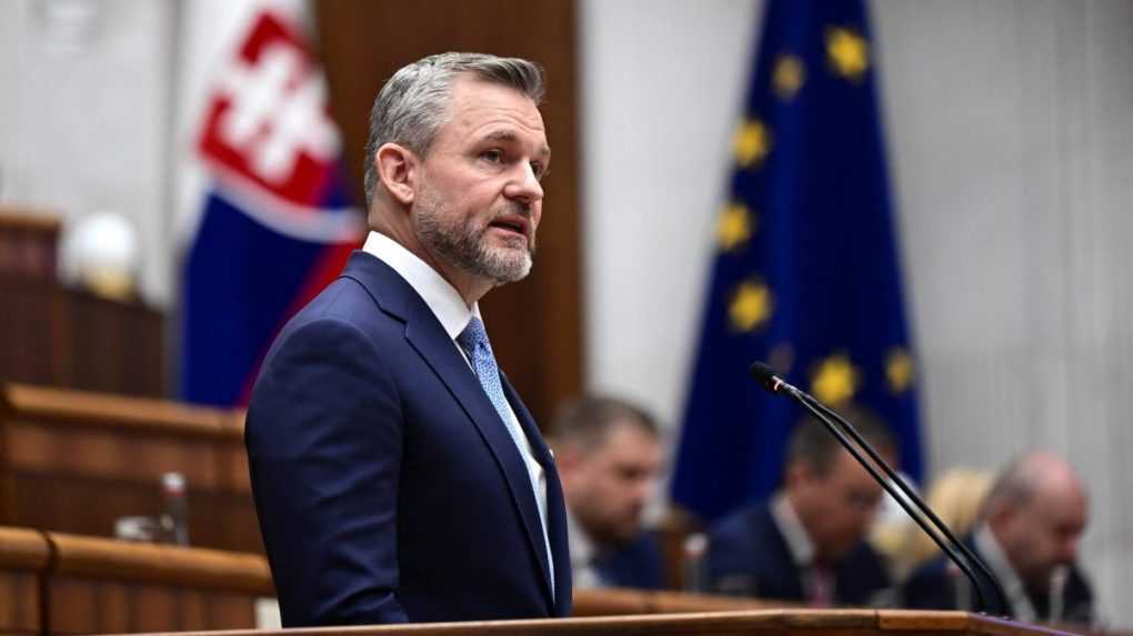Nemastný, neslaný, poplatný každému a zároveň nikomu. Politologičky zhodnotili prejav prezidenta o stave republiky