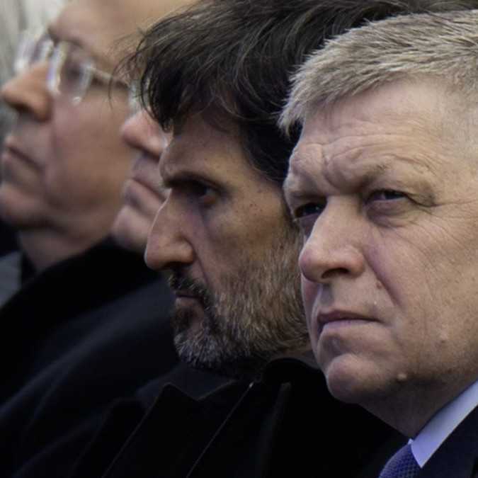 R. Fico chce zvolať bezpečnostnú radu, hovorí o náraste nenávistných prejavov a zopakovaní útoku na verejného činiteľa