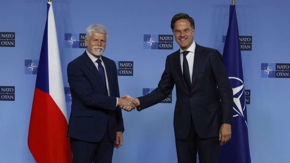 V. Putin si musí byť vedomý, že keby sa rozhodol zaútočiť na NATO, reakcia by bola devastujúca, uviedol M. Rutte
