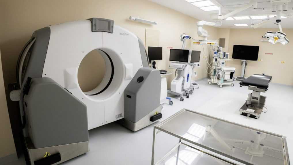 Ružinovská nemocnica rozšírila svoje kapacity. Dve nové operačné sály sú vybavené modernými technológiami