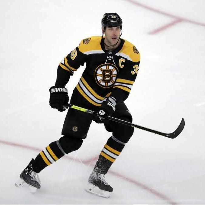 Veľká pocta pre Cháru:  Legendárneho obrancu zaradili do Tímu štvrťstoročia NHL
