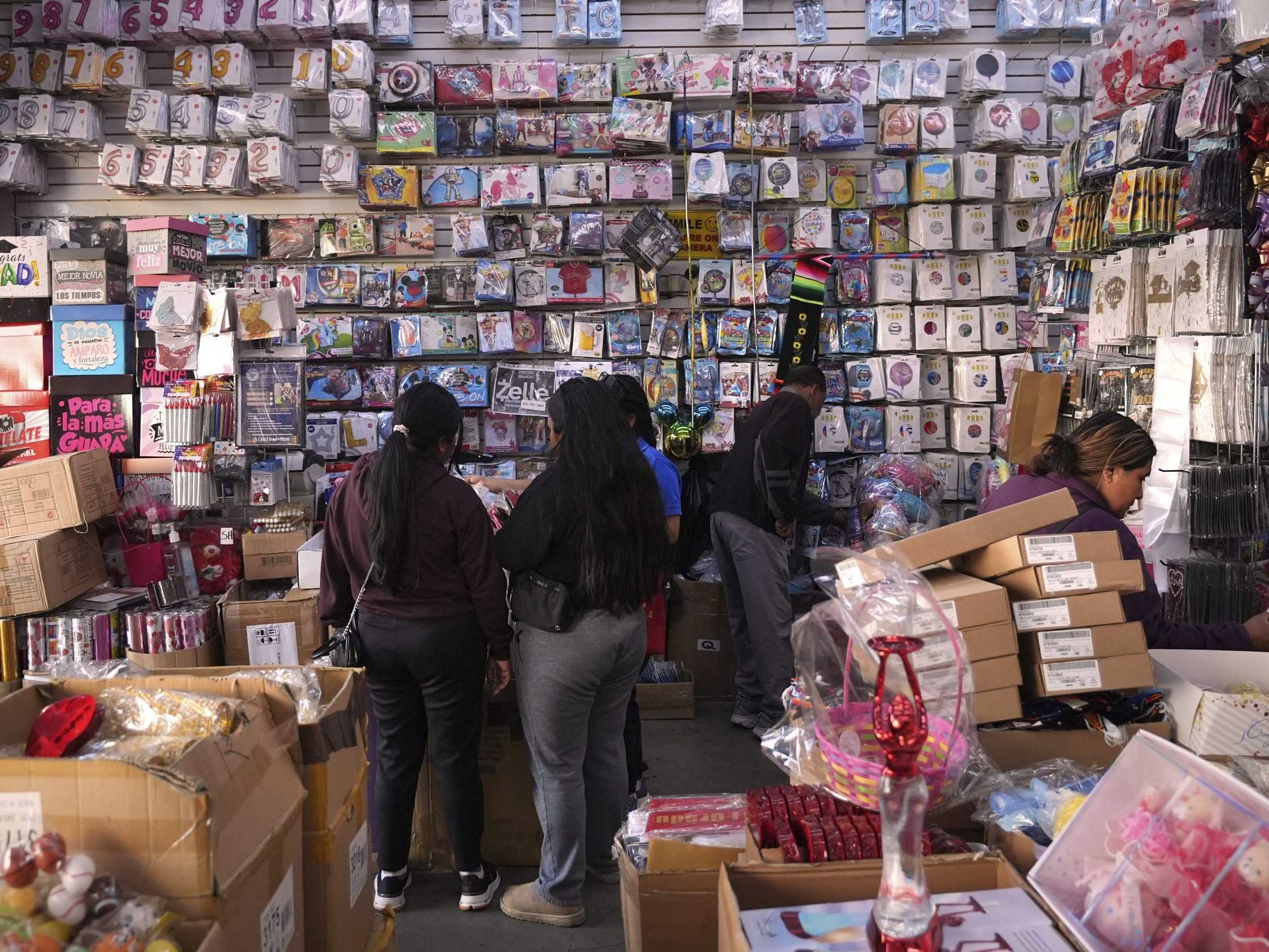 Čínsku ekonomiku ohrozuje deflácia.