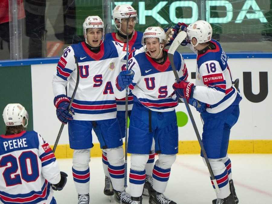 Česi našli na šampionáte prvého premožiteľa. Američania predviedli v záverečnej tretine štvorgólovú otočku