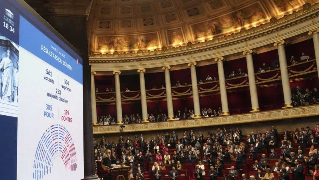 Ukončenie života chorých ľudí môže byť vo Francúzsku jednoduchšie: Poslanci podporili návrhy o eutanázii a paliatívnej starostlivosti