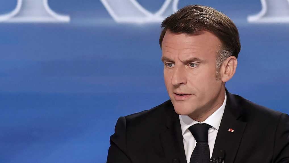Francúzsko je pripravené rokovať o jadrovom dáždniku pre EÚ, pripustil prezident Emmanuel Macron