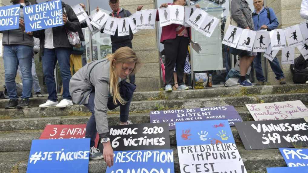 Sexuálne napadol a zneužil takmer 300 maloletých pacientov: Súd vo Francúzsku uložil bývalému chirurgovi trest