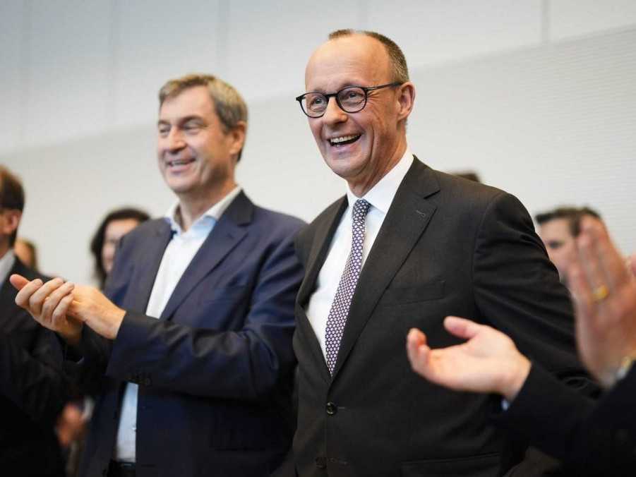 Na snímke Markus Söder a Friedrich Merz v Berlíne.