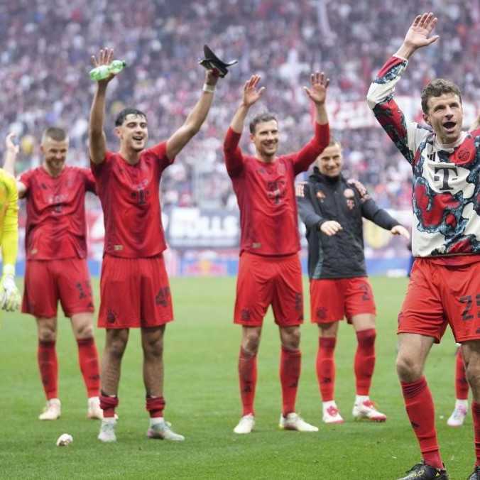 Bayern Mníchov sa stal majstrom nemeckej Bundesligy, Leverkusen stratil šancu na obhajobu titulu