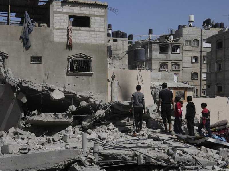 Izrael mobilizuje armádu, rozposlal desaťtisíce povolávacích rozkazov. Chystá sa rozšíriť ofenzívu v Pásme Gazy