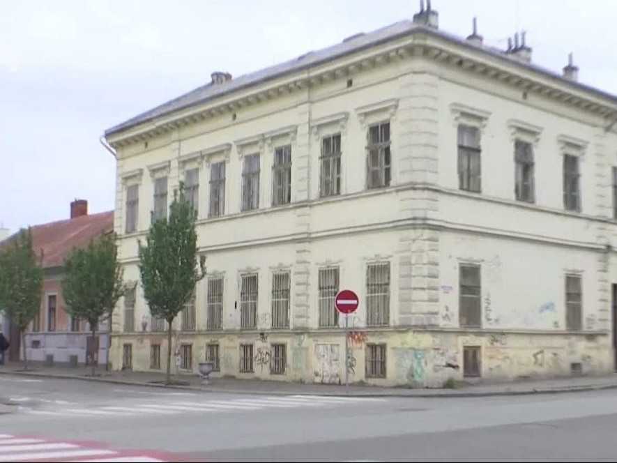 Košice chcú obnoviť staré, nevyužité budovy. Pomôže im umelá inteligencia, vyjadriť sa môžu aj obyvatelia