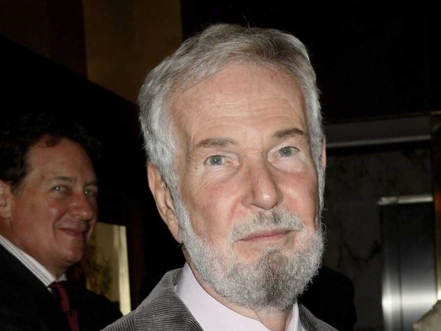 Na archívnej snímke režisér Robert Benton.