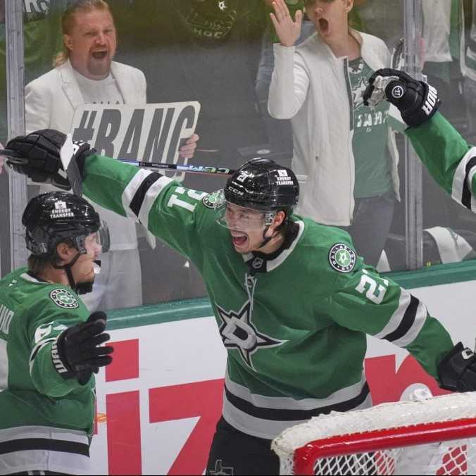 NHL: Edmonton zahodil šancu na víťazstvo. Dallas po presilovkovom koncerte a veľkom obrate vedie vo finále Západnej konferencie
