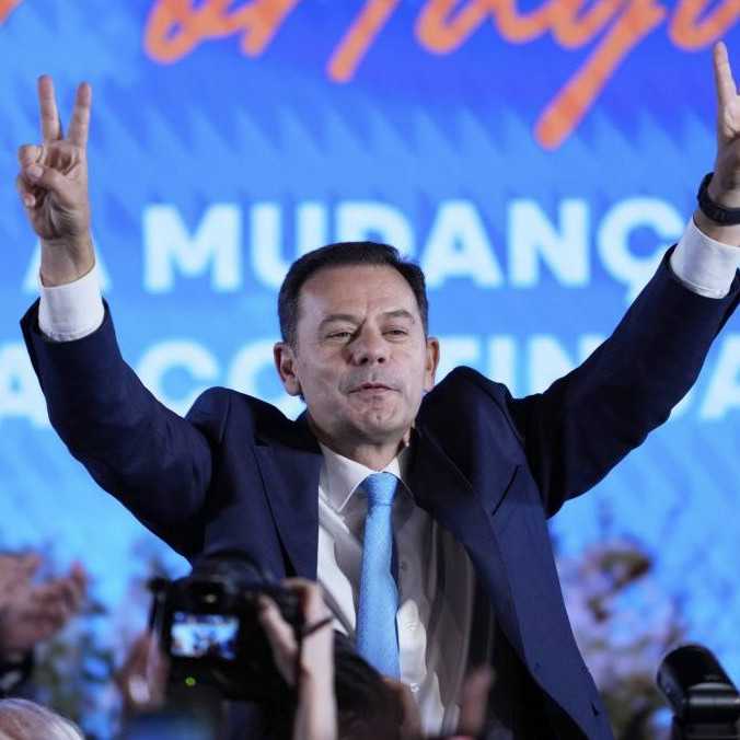 Portugalsko opäť mieri k menšinovej vláde. Víťazná AD väčšinu mať nebude, priznal jej líder Montenegro