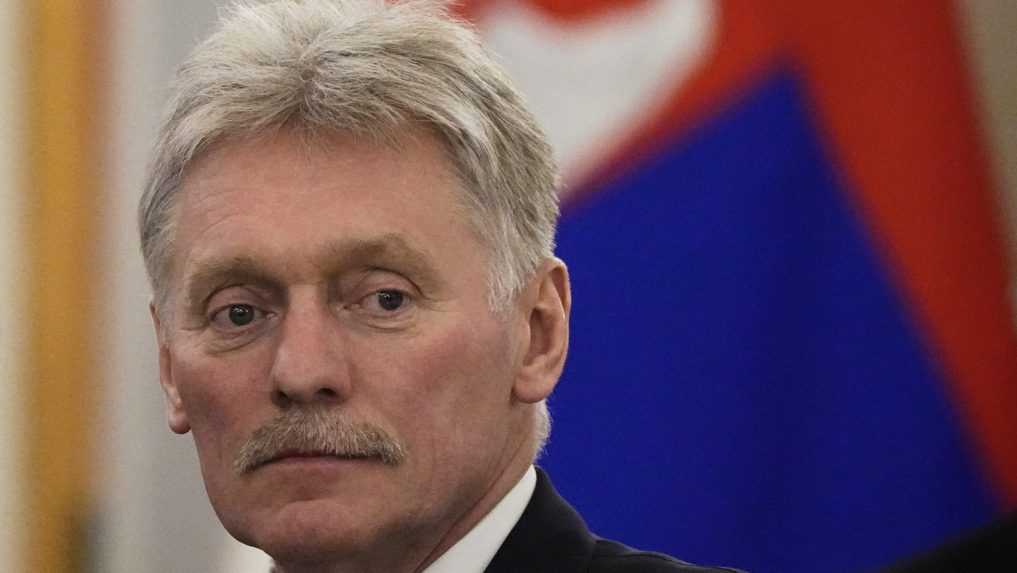 Rusko odovzdalo Ukrajine zoznam zajatcov, ktorých si chce vymeniť s Kyjevom, tvrdí Peskov